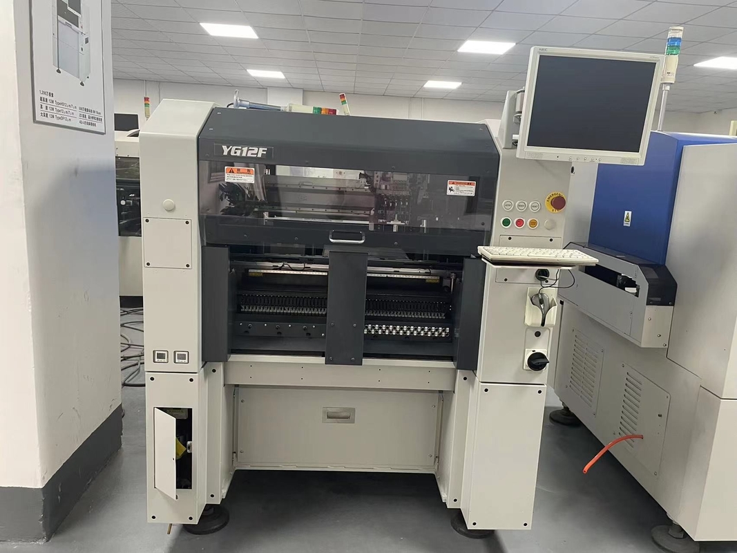 Yamaha YS12F SMT Flexible Pick And Place Machine 0.45MPa 20000CPH 3 Phase
