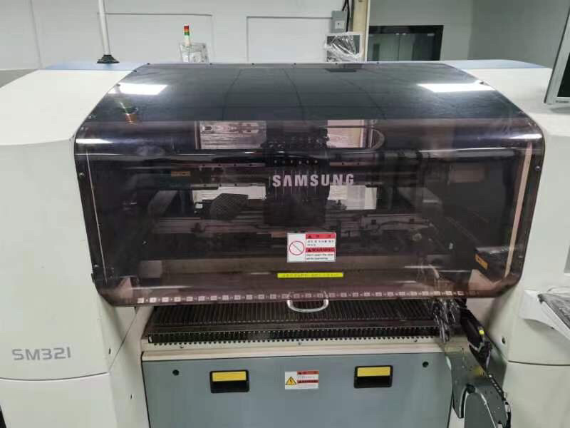 Samsung Sm321 SMT Assembly Machine 52000 CPH 16 Placement Heads Windows XP